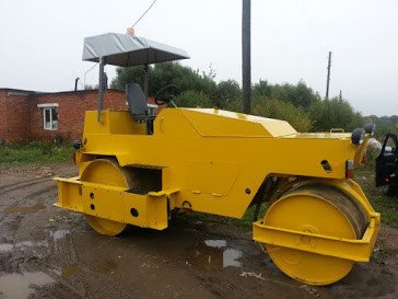 Аренда дорожного комбинированного катка ДУ-47