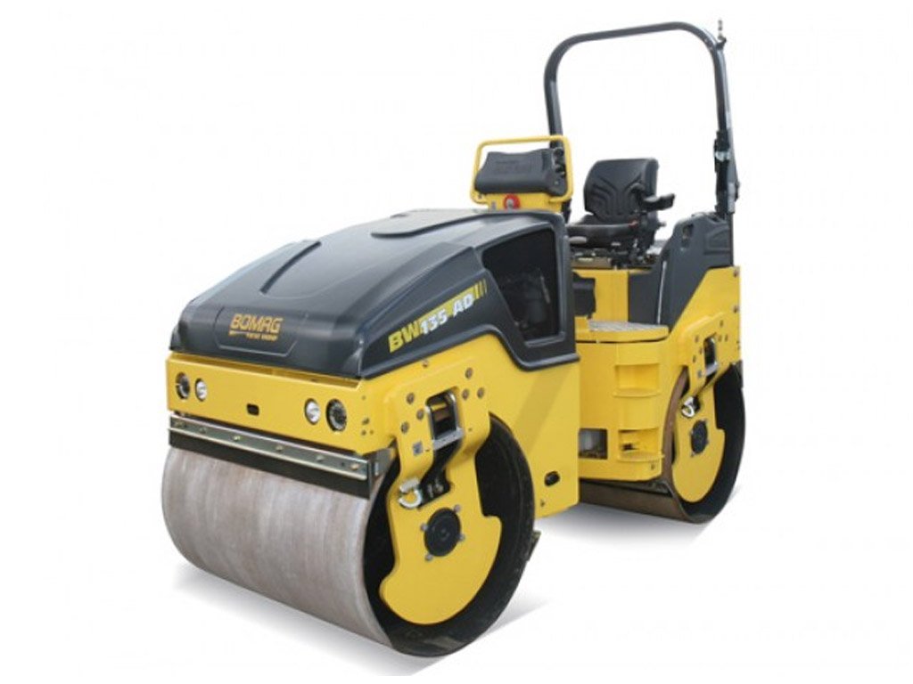 Каток bomag 135