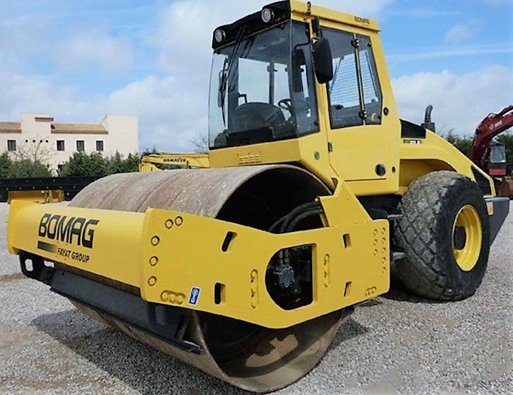 Сдадим в аренду Каток Bomag BW 213 – 12, 5 тонн