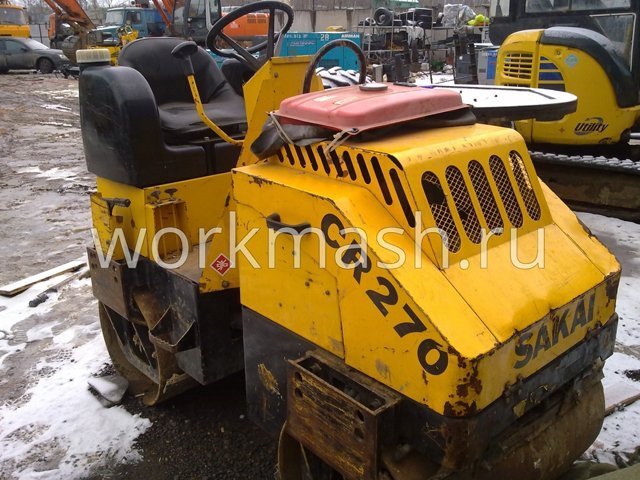 Аренда катка Sakai CR270