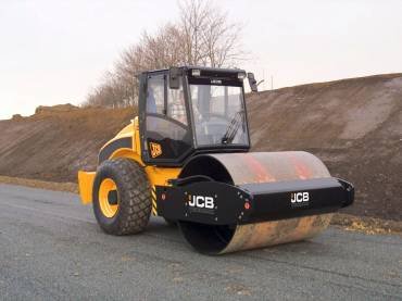 Каток вибрационный JCB VIBROMAX Сдадим в Аренду