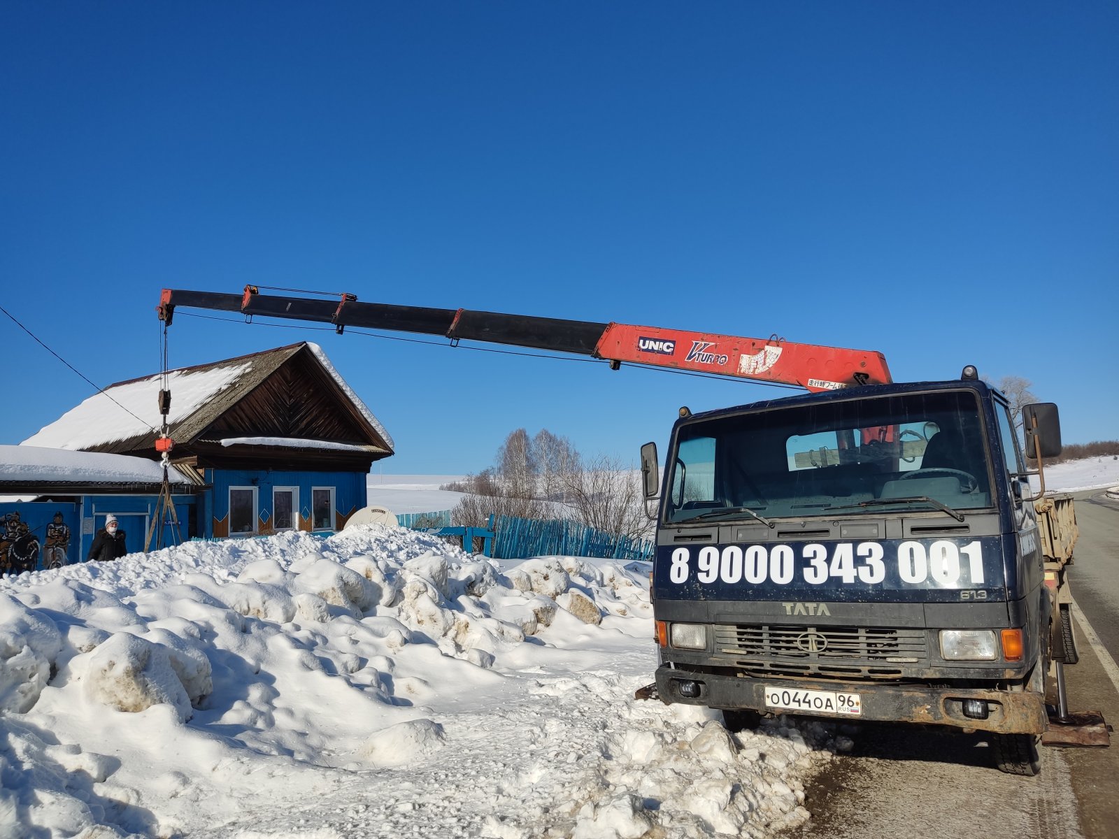 Манипулятор, кран / кму 2 тн, борт 4 тн, стрела 10 м