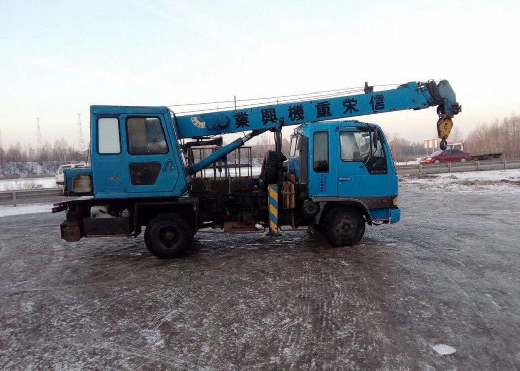 Автокран 5т 23м