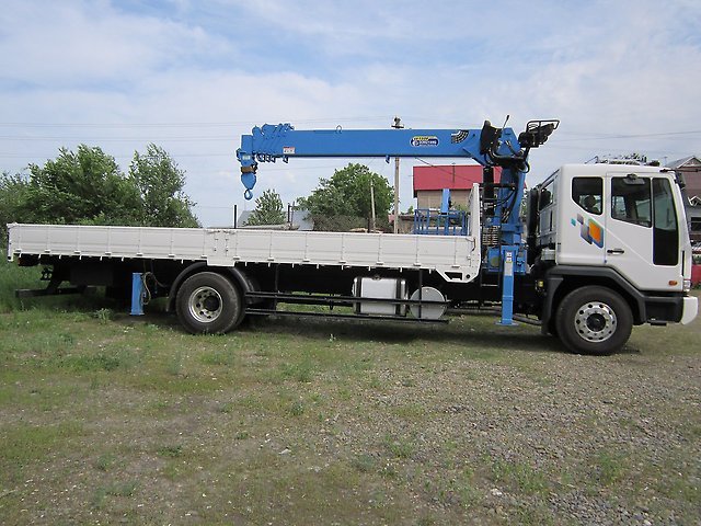 ГРУЗОВИК С МАНИПУЛЯТОРОМ Daewoo Novus в АРЕНДУ