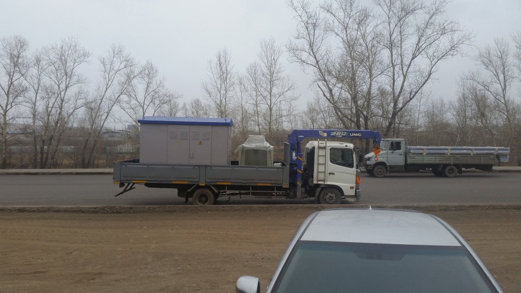 Самопогрузчик Unik 360 аккуратно и в срок доставит груз