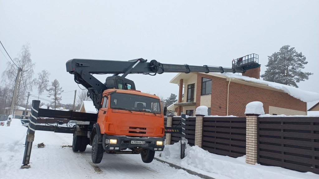 Аренда автовышки с большой корзиной