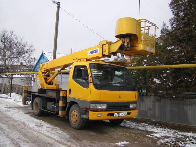 Mitsubishi CANTER: Аренда Автовышки
