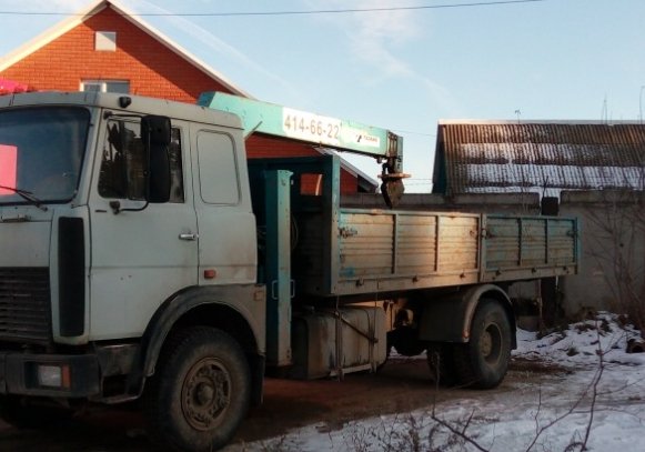 Манипулятор, гружу вожу
