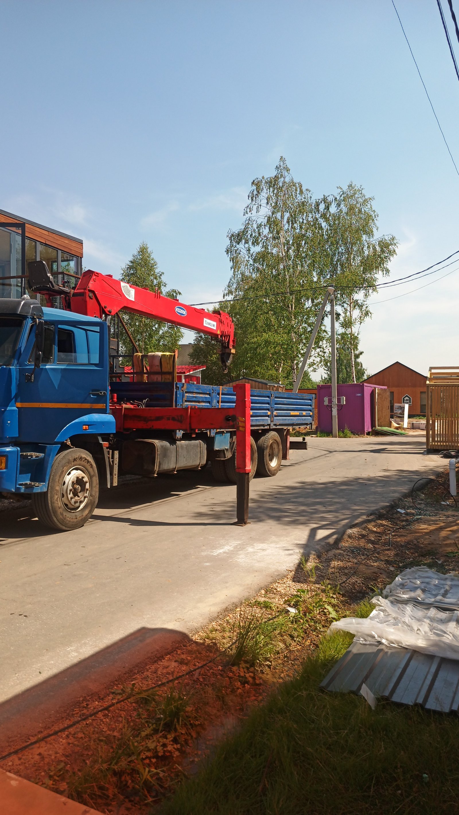 Манипулятор 12 тонн со стрелой КМУ 10 тонн