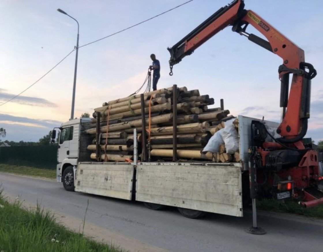 Услуги манипулятора Форд карго с кониками