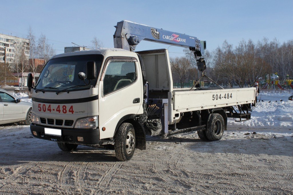 Самопогрузчик Hino Dutro 5 тонн со стрелой 10 метров
