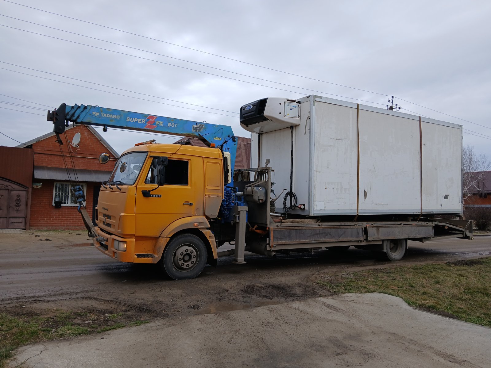 Услуги эвакуатора с манипулятором