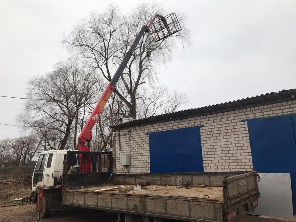 Автовышка, манипулятор от собственника