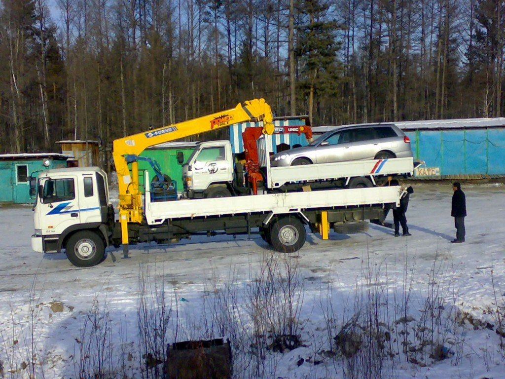Манипулятор Hyundai для кирпича, пеноблоков, вагончиков
