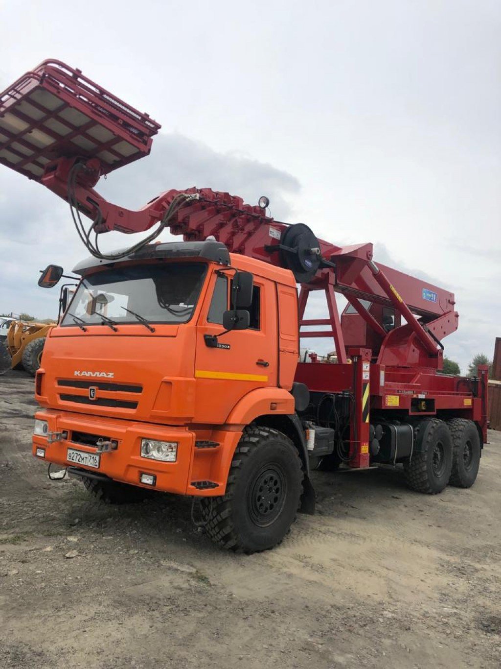 Аренда автовышки вездеход 50м
