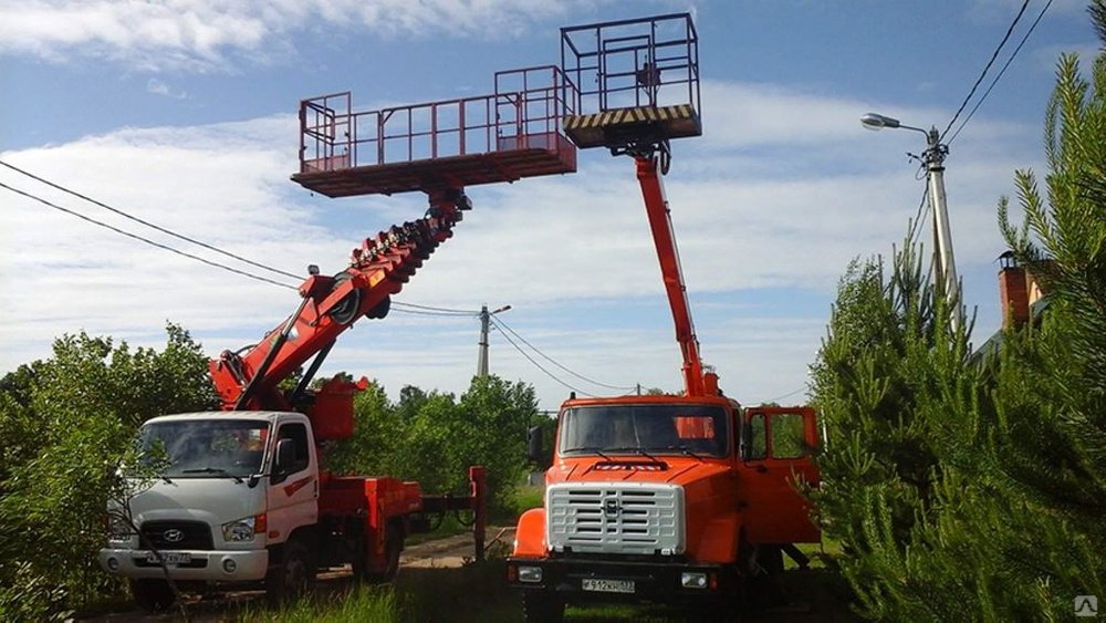 Автовышка с большой корзиной, поворотной люлькой