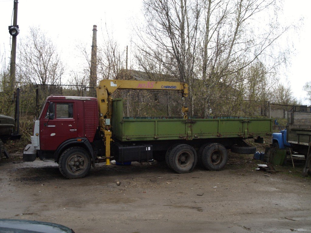 Аренда автоманипулятора Isuzu, погрузка бытовок и блоков