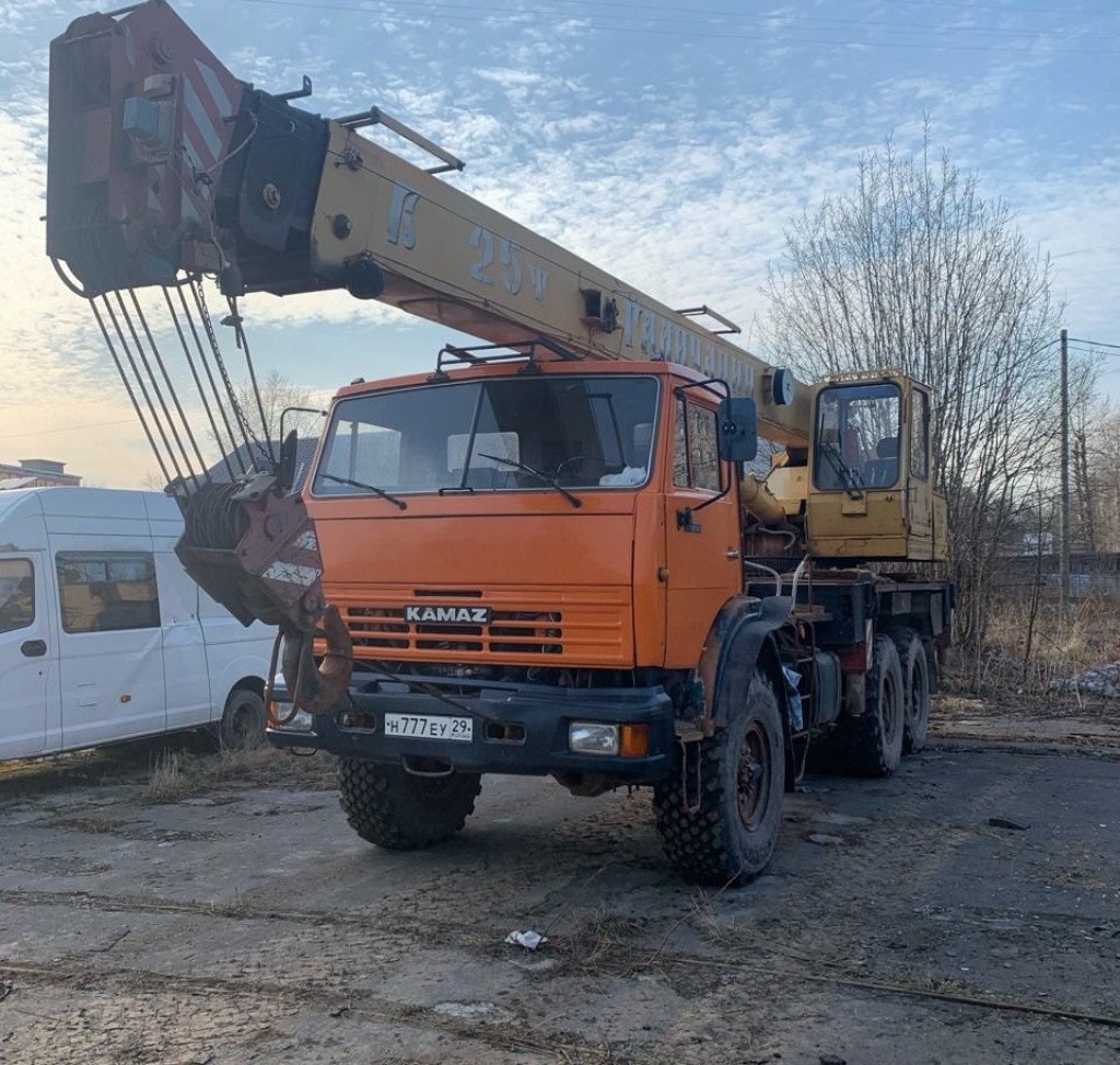 Услуги автокрана 25 тонн, вездеход