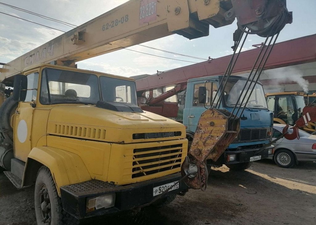 Автокран от 14 тонн