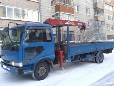 Кран-манипулятор Nissan, борт 6т, стрела 3т, длина 5. 3м