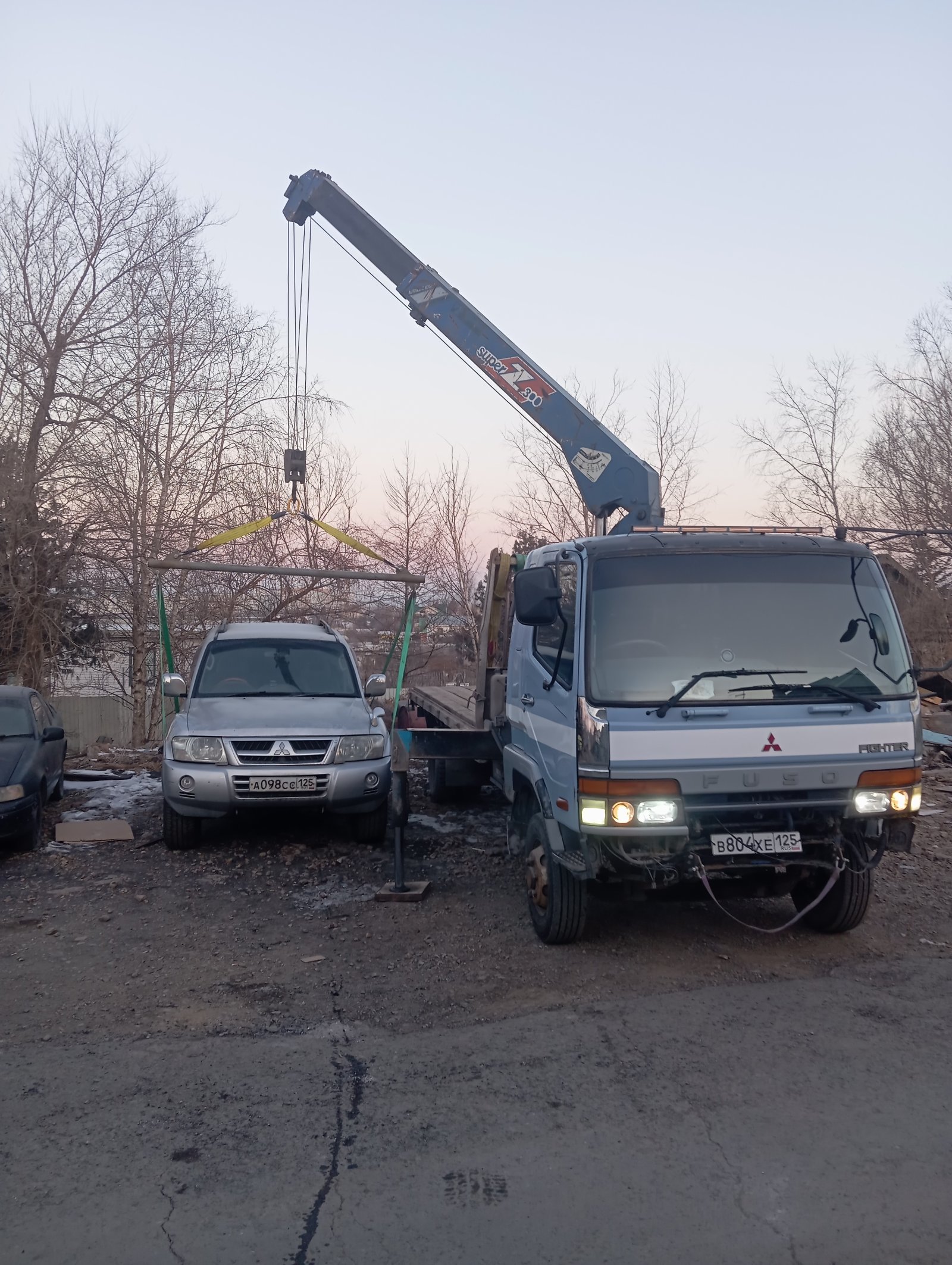 Эвакуатор с манипулятором траверсой круглосуточный