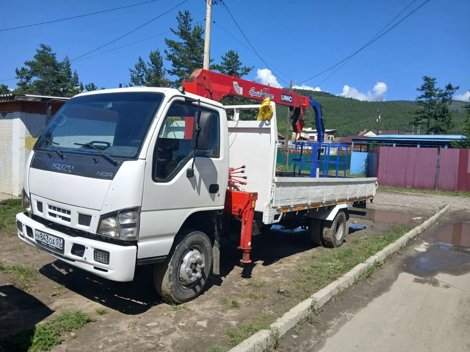 Манипулятор Isuzu 5 тонн с люлькой