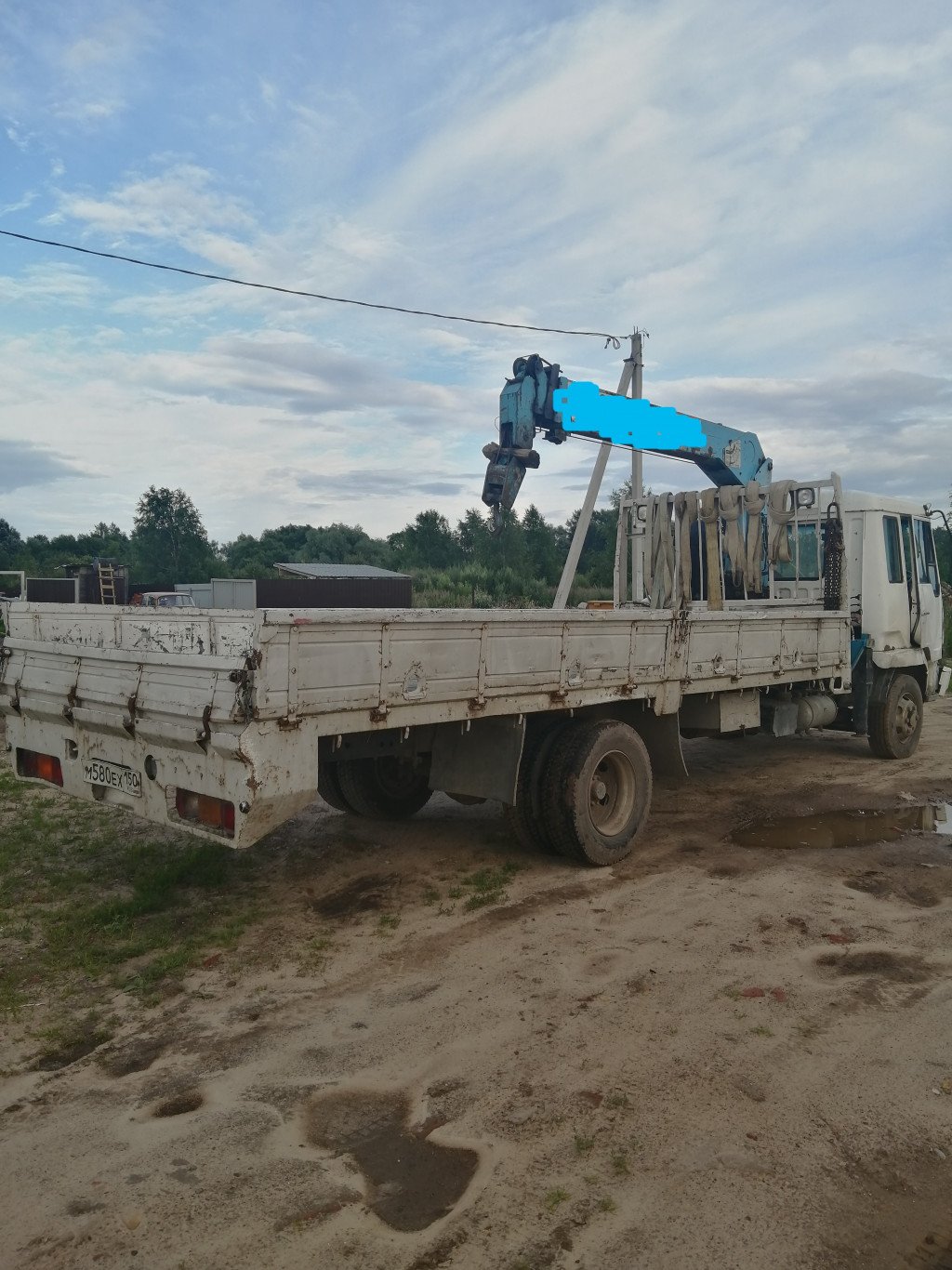 Аренда автоманипулятора Мицубиси 5т, стрела 3т, длина 10м