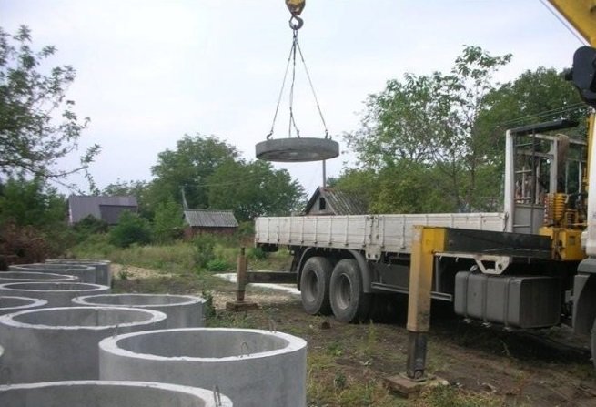 Грузовик с манипулятором. Борт 12 т, 8 метров