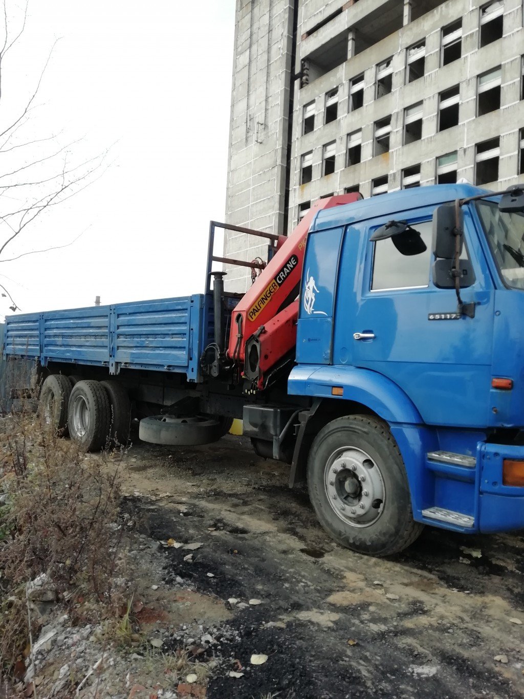 Манипулятор- кран аренда услуги грузоперевозки