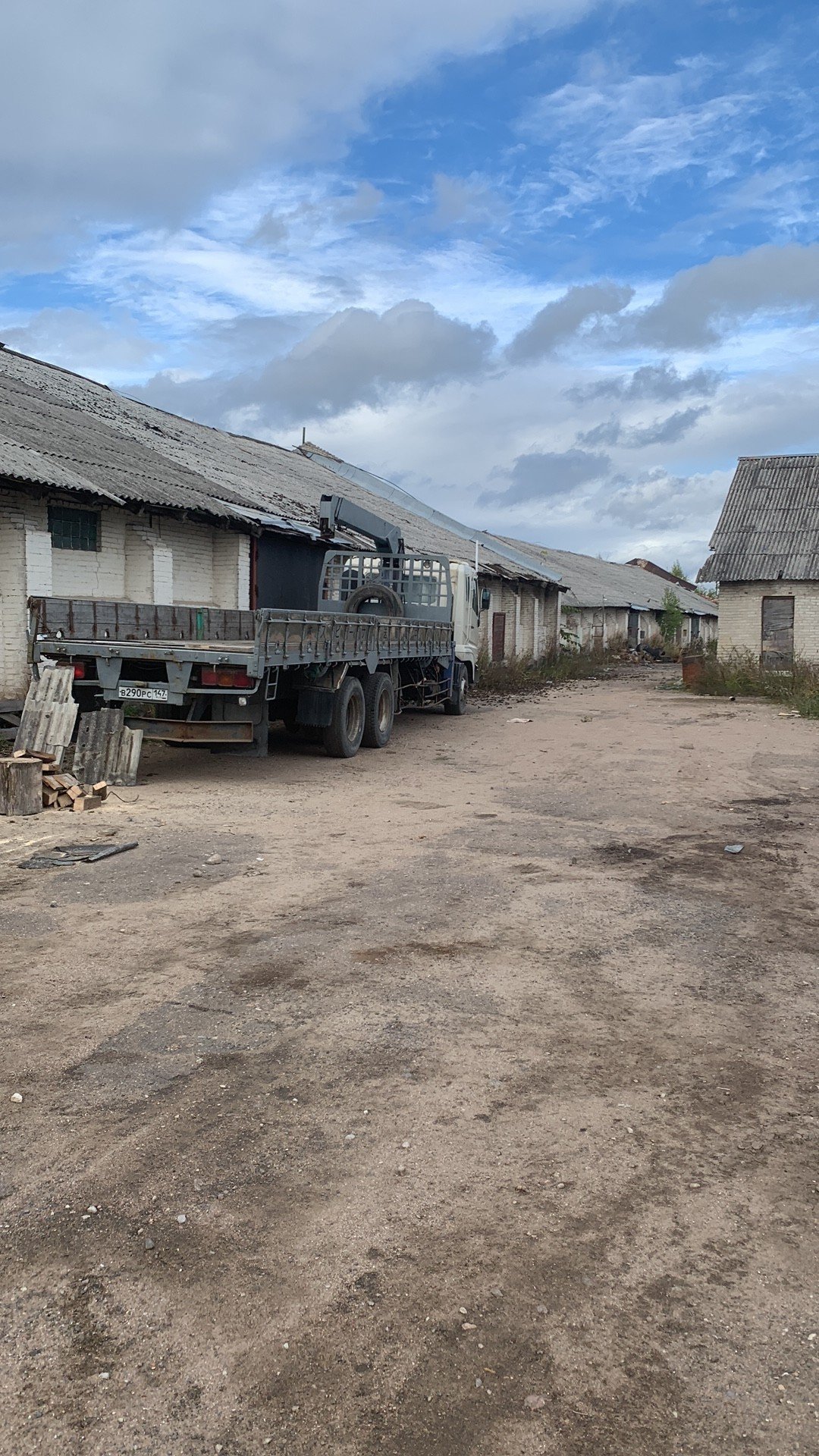 Возьму груз до Питера. Манипулятор до 9 мет длин