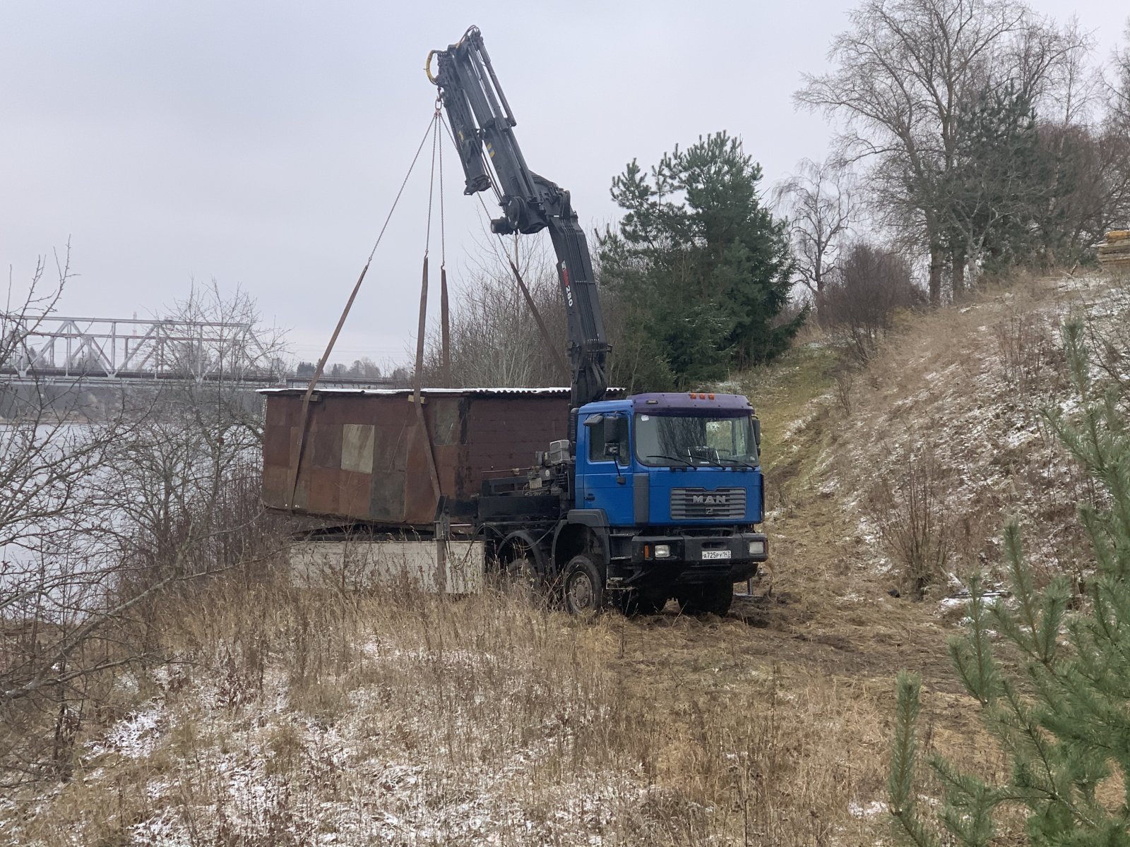 MAN 8x8 с КМУ 8 тонн. Манипулятор аренда, услуги
