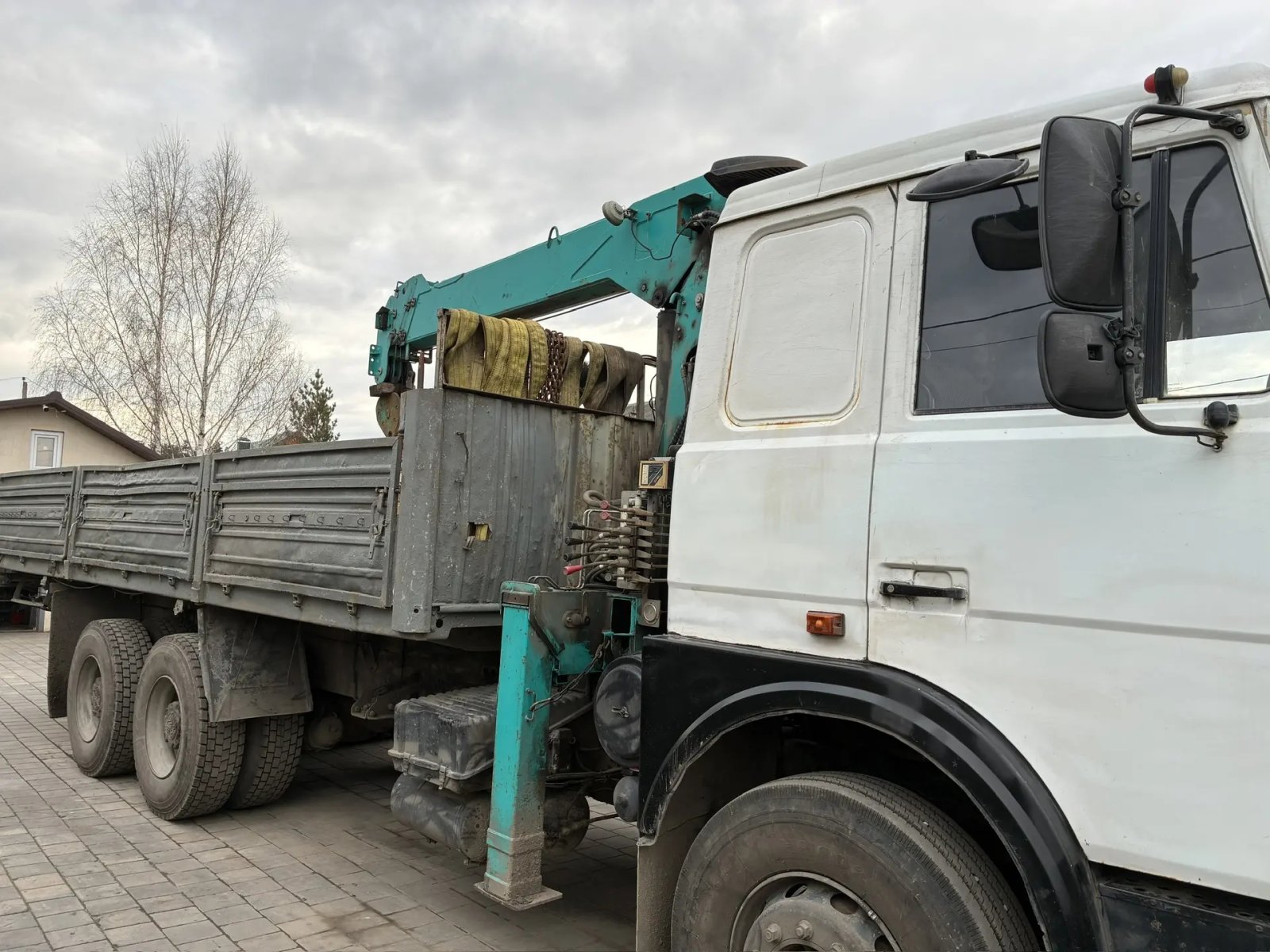 Аренда манипулятора услуги грузоперевозки