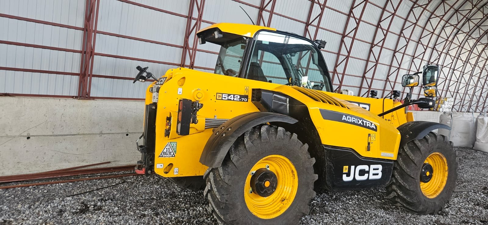 Аренда телескопического погрузчика JCB 542-70 AgriXtra