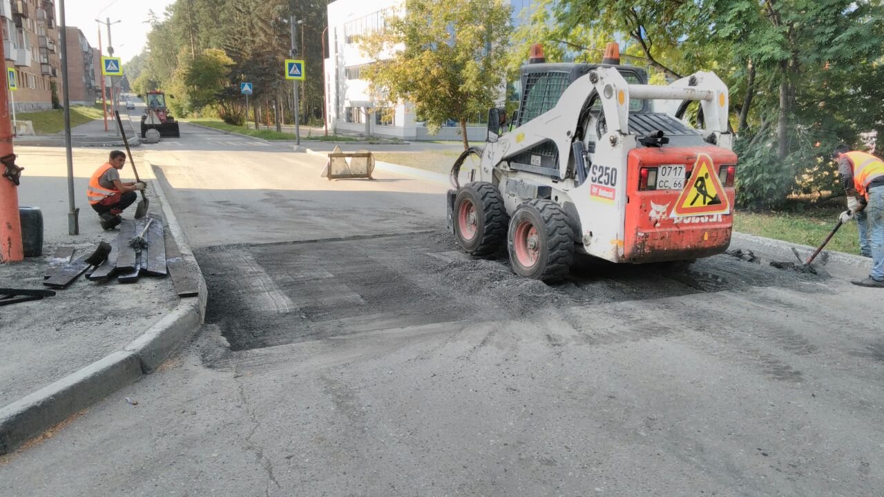Аренда, услуги мини погрузчика