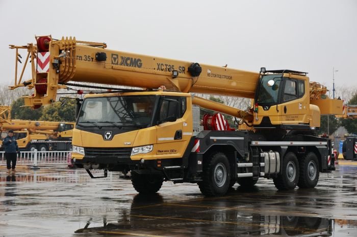 Аренда крана 25 тонн XCGM XCT25L4SR