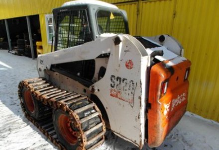 Аренда колесного мини погрузчика Bobcat S220