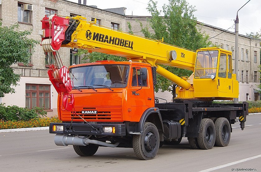 Аренда спецтехники автокран "Ивановец" 25т, 21 м