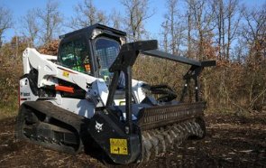 Гусеничный мини-погрузчик Bobcat T770
