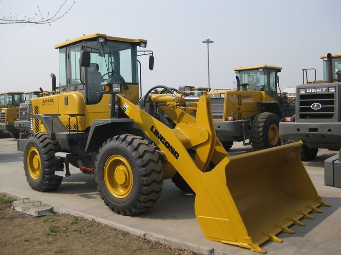 Аренда: Фронтальные погрузчики в Круглое Поле