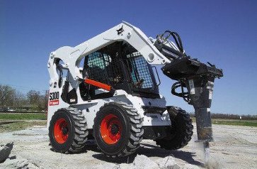 Мини-погрузчик гусеничный Bobcat T300 в аренду