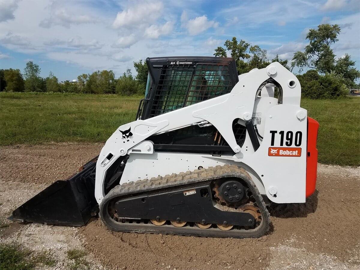Мини погрузчик Bobcat BOBCAT T190 Аренда
