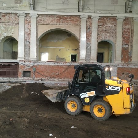 Аренда мини-погрузчика JCB ROBOT 175
