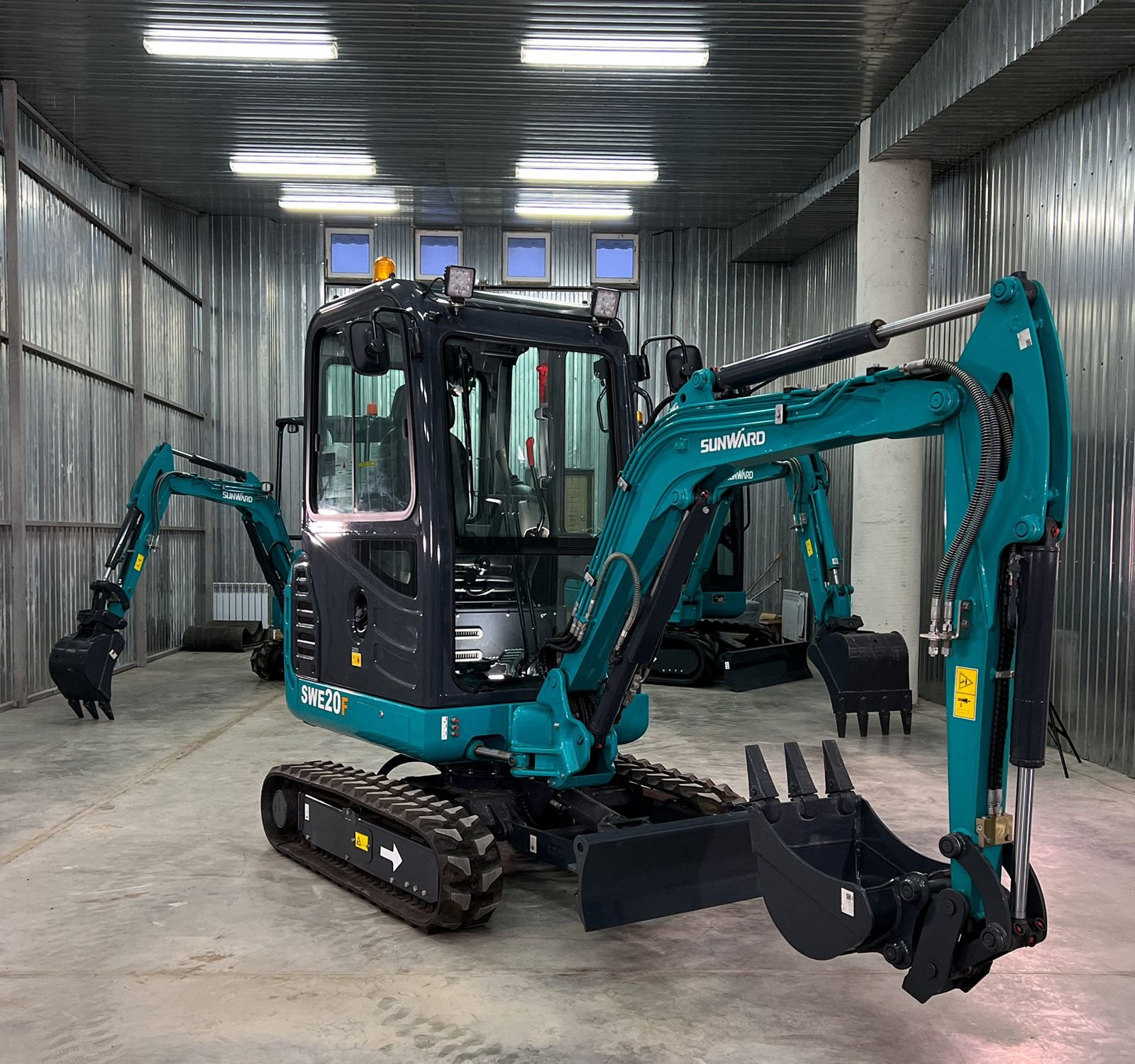 Аренда мини- экскаватора Kubota с гидробуром