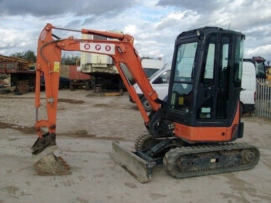 Прокат мини-экскаватора Hitachi