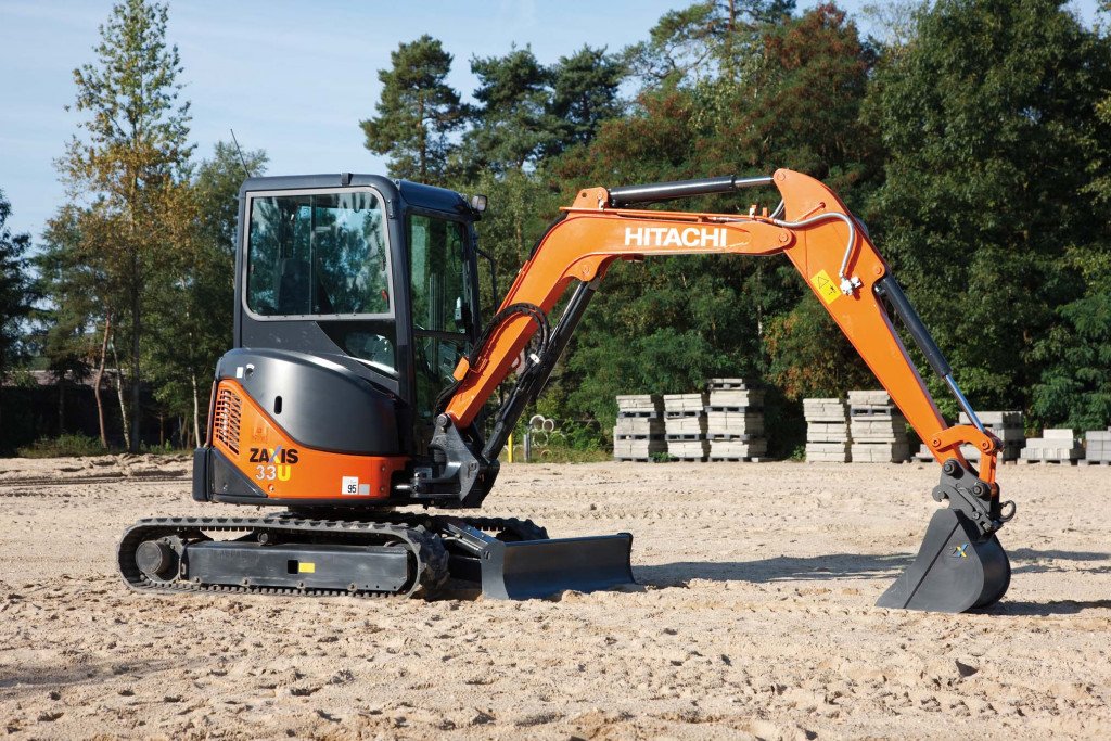 Мини-экскаватор Hitachi в аренду