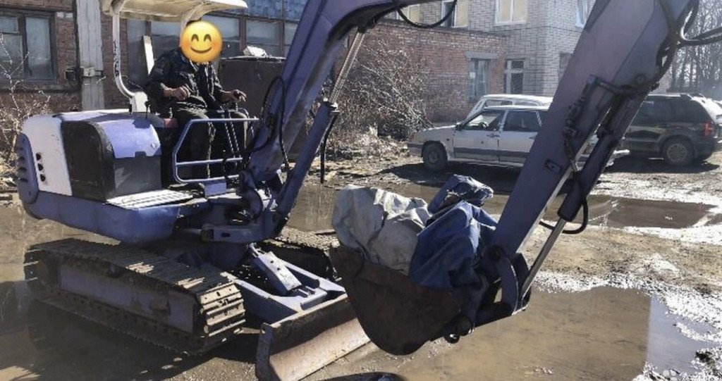 Мини-экскаватор Mitsubishi от собственника