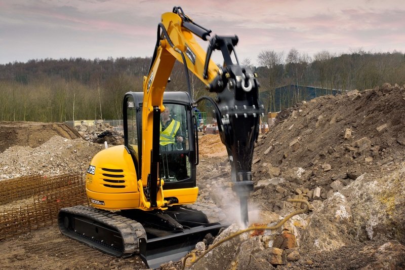 Аренда мини-экскаватора JCB 8065 RTS недорого