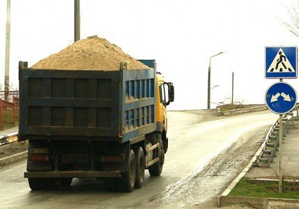 Песок, щебень, грунт. Мин объем 4м3