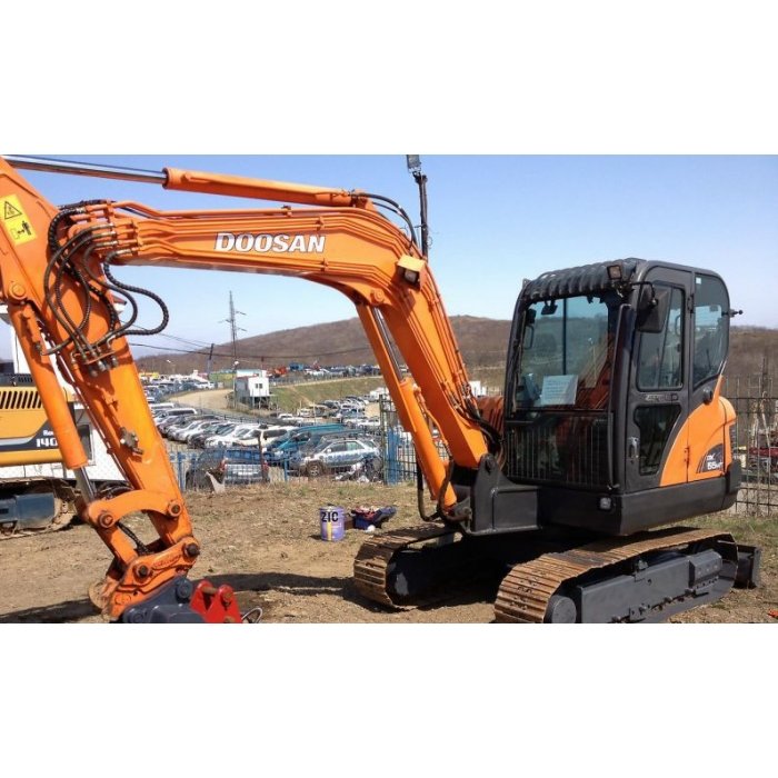 Аренда мини-экскаватора Doosan DX55LC