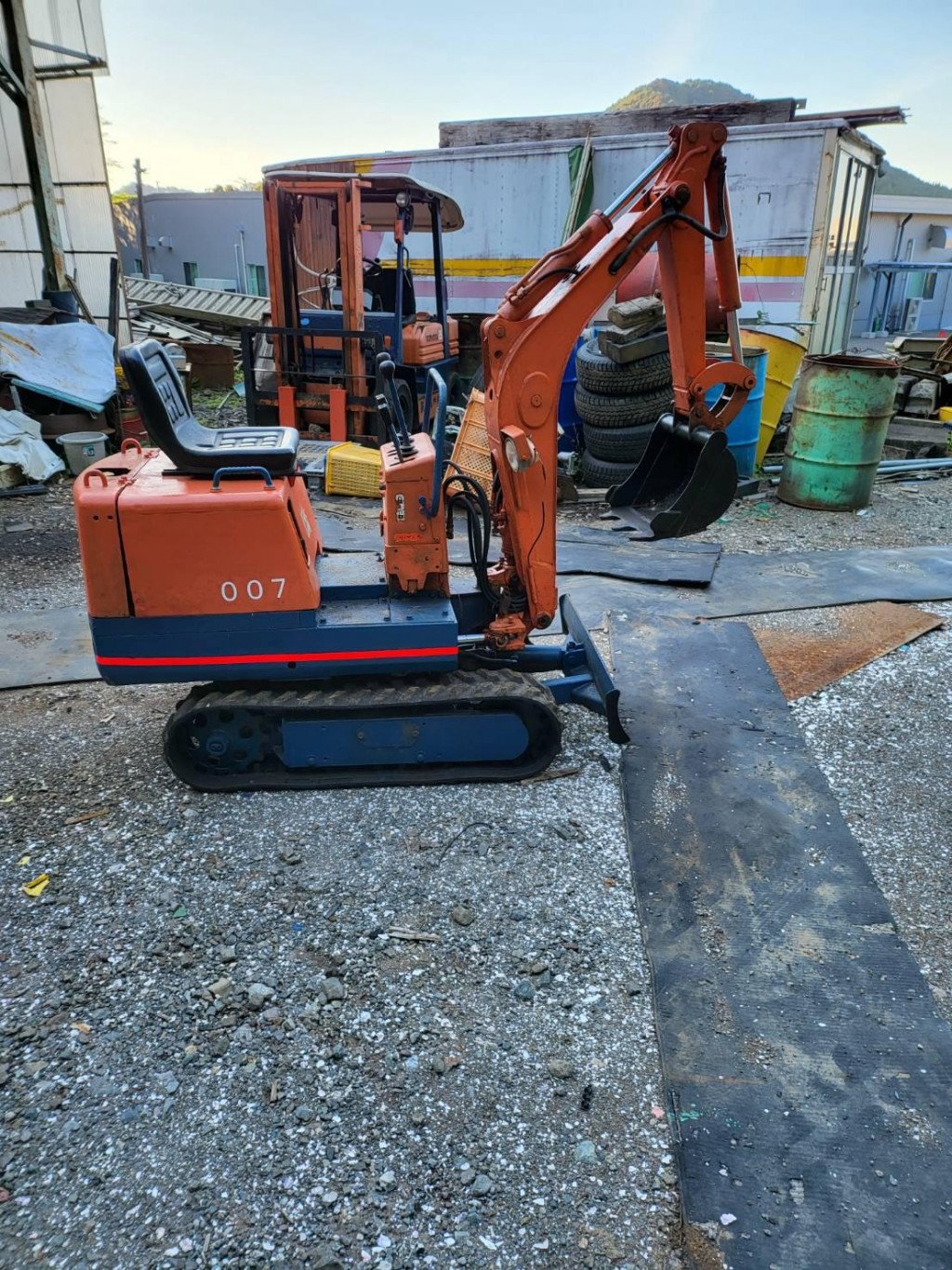 Мини экскаватор услуги. Земляные работы Сочи
